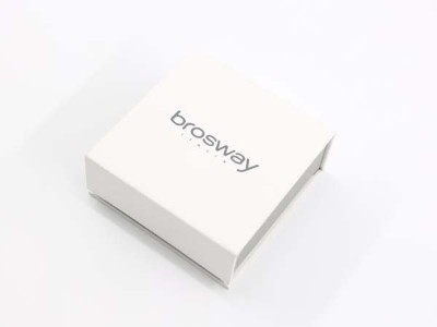 為什么首飾盒要做成翻蓋盒？濟南包裝盒廠家這樣說……