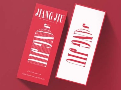 酒盒包裝讓人過目不忘，體現(xiàn)出包裝設(shè)計的重要性