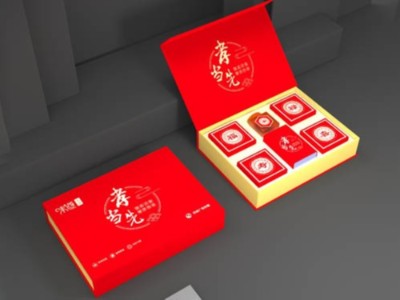 包裝盒定制廠家生產(chǎn)的禮品包裝盒，為您表達(dá)愛(ài)的祝福！